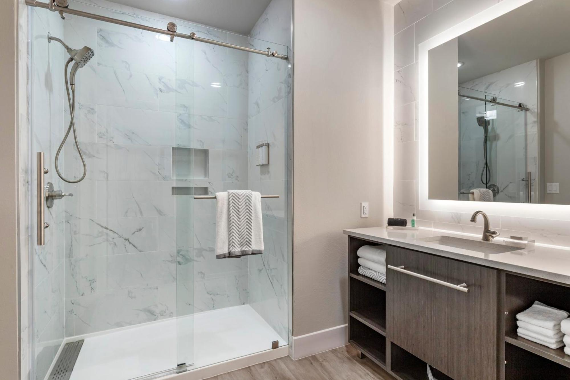 Cambria Hotel Austin Uptown Near The Domain Ngoại thất bức ảnh