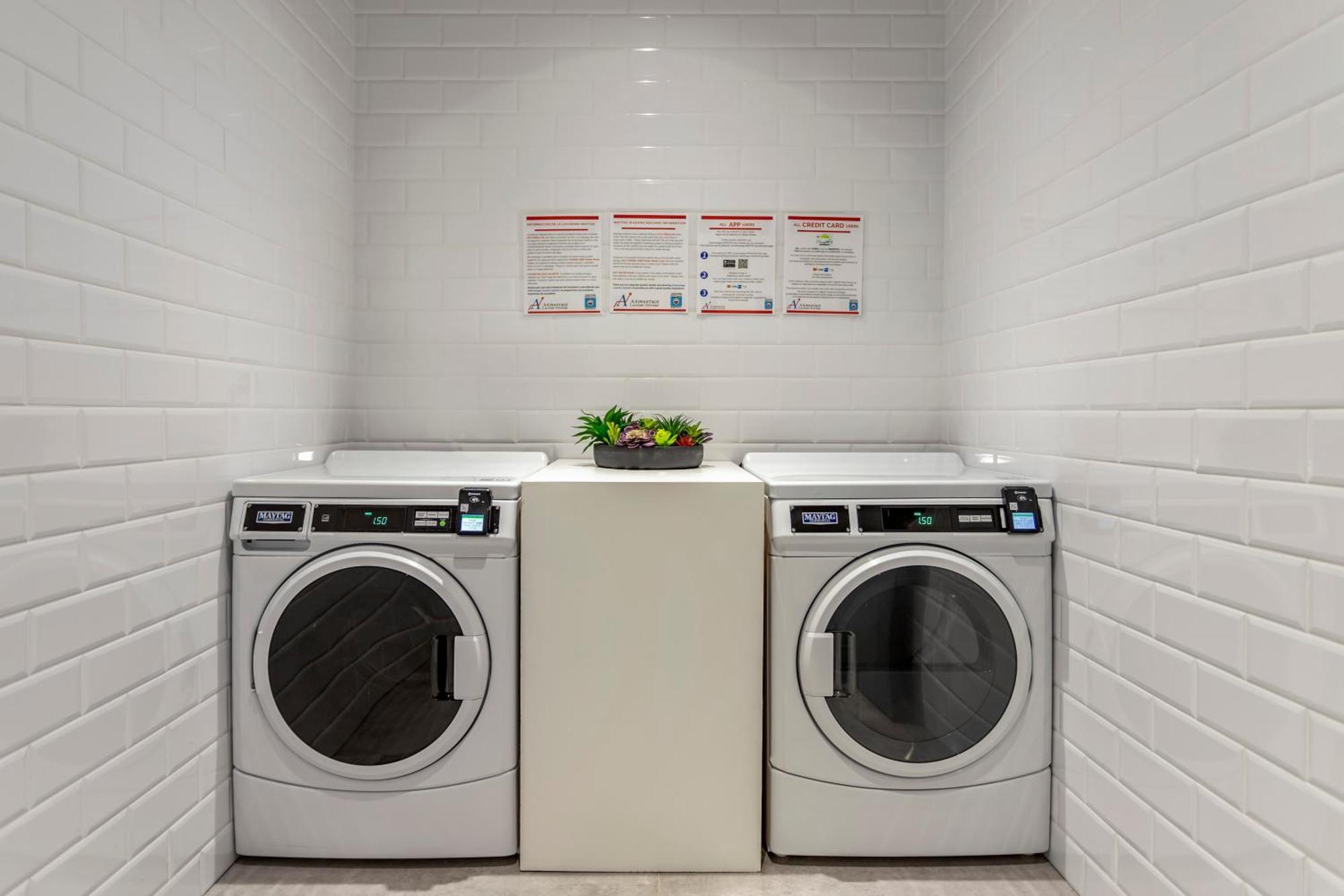 Cambria Hotel Austin Uptown Near The Domain Ngoại thất bức ảnh