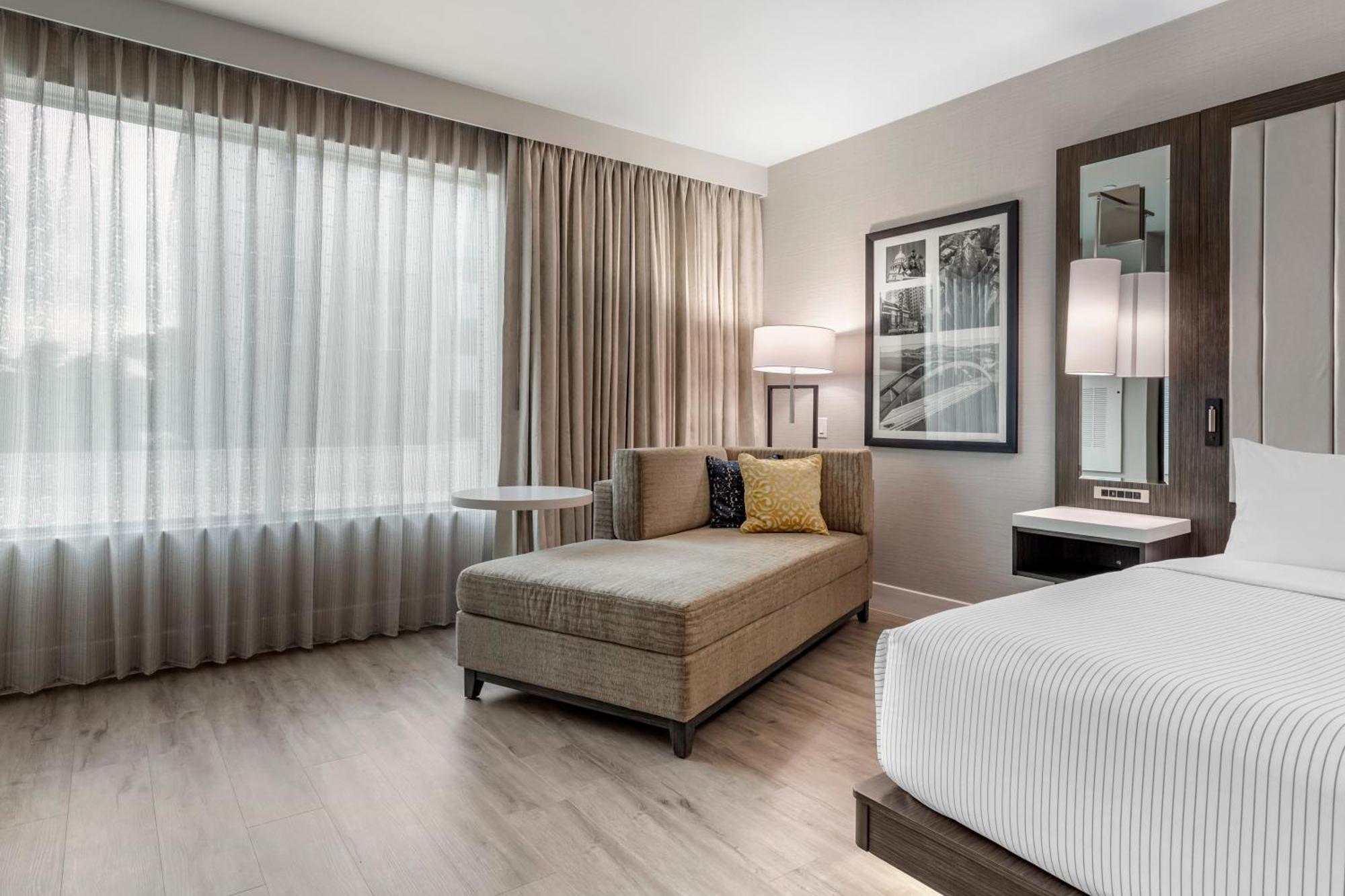 Cambria Hotel Austin Uptown Near The Domain Ngoại thất bức ảnh