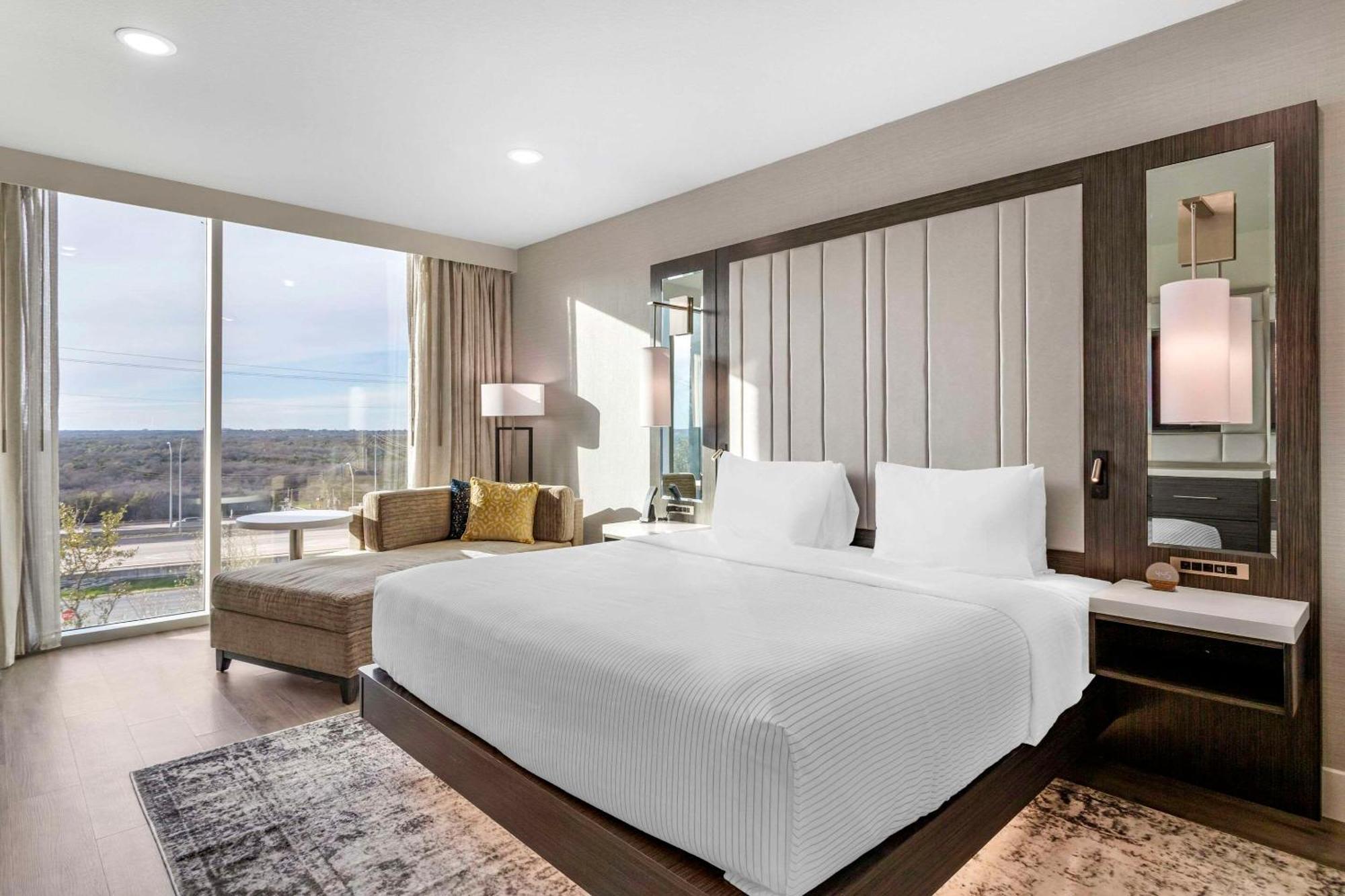 Cambria Hotel Austin Uptown Near The Domain Ngoại thất bức ảnh